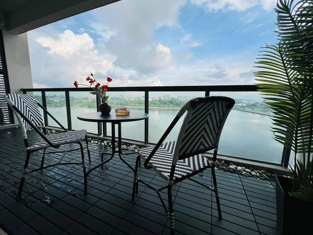 R&F Seine Region At Anju Apartment Johor Bahru